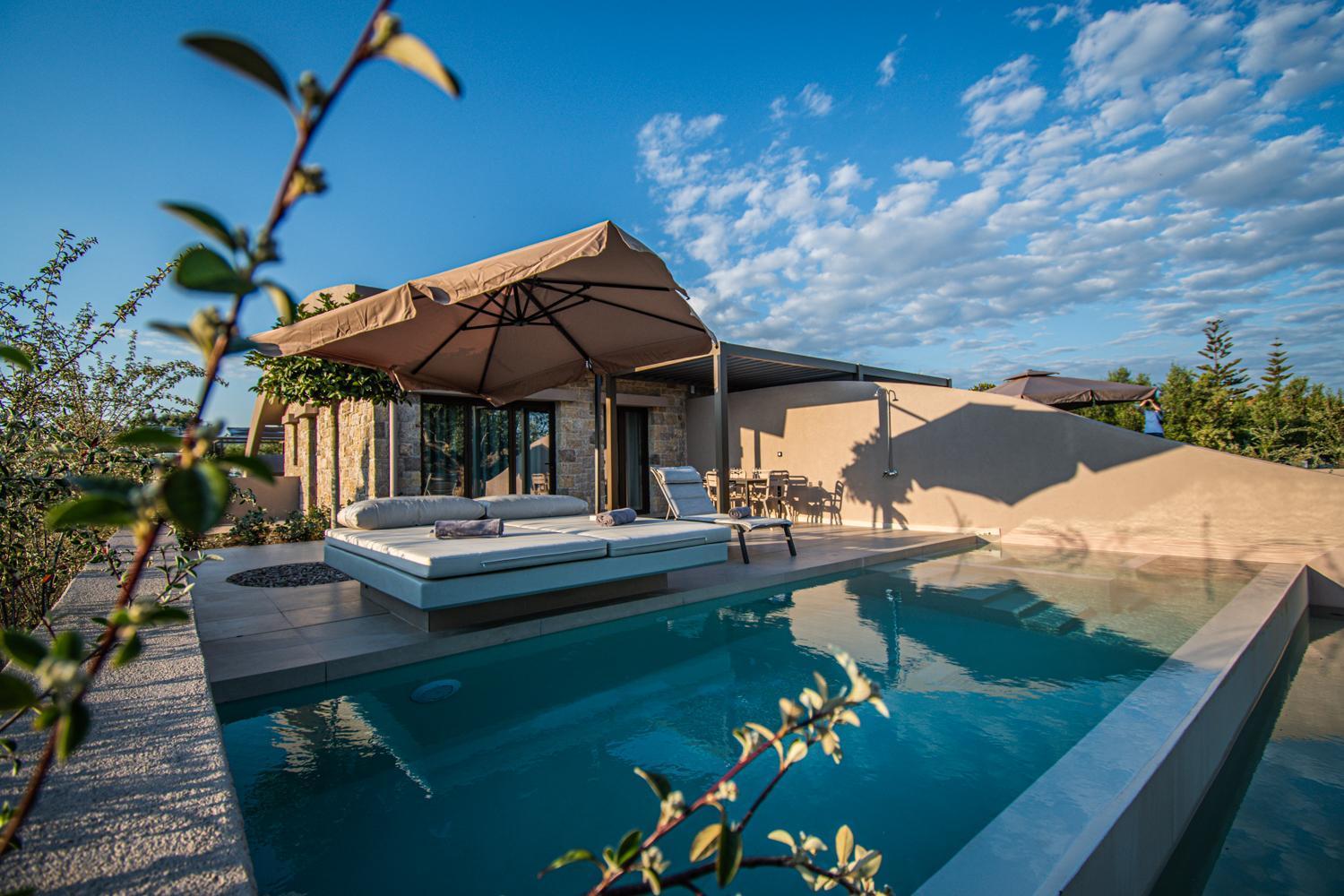 Nestor Luxury Villas Romanos  객실 사진